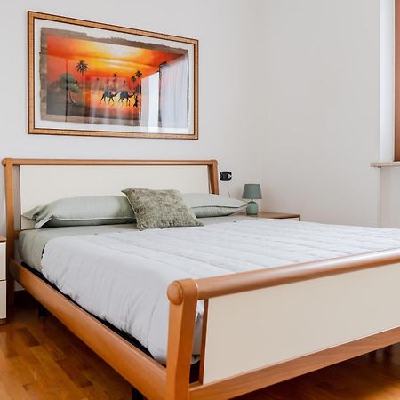 Cozy Apartament Near Fiera Di Verona! Bagian luar foto